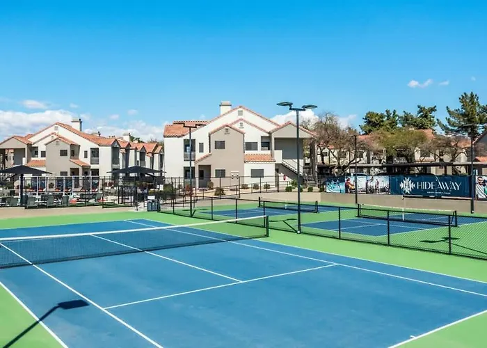 Sleek 2br-pool, Yoga Rm, Gym, Cabanas, Bbq,prkng Apartment Scottsdale